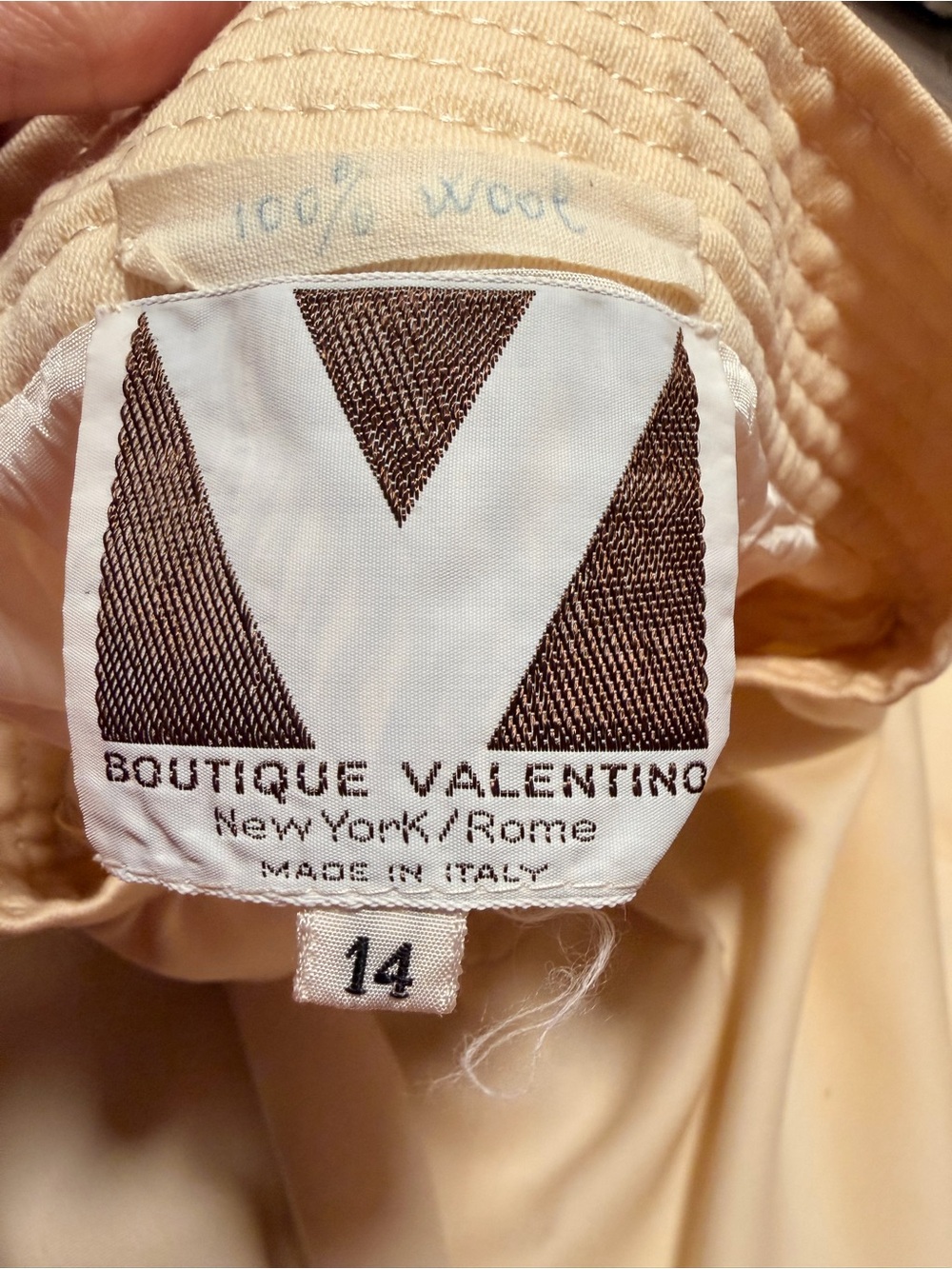 Valentino Boutique vintage sz 14- 100 percent Wool New York/Rome made in Italy